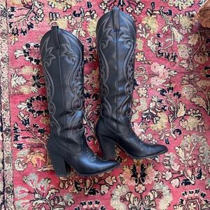 Steve Madden Black Embroidered Lasso Boot